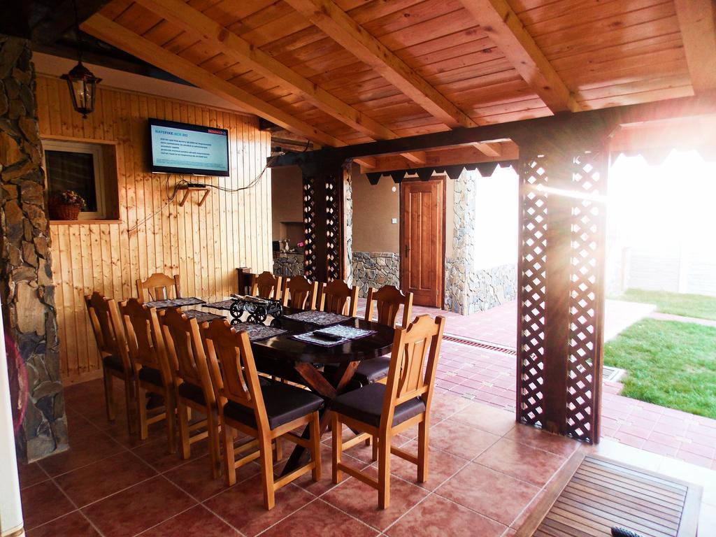 Vila Sofia Haţeg Exterior foto